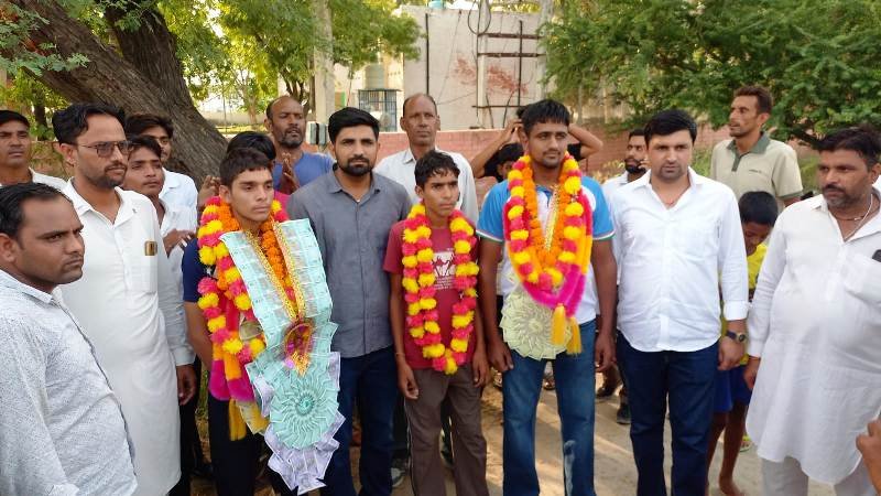 आर्यन रामपुरा ढिल्लों