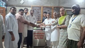 पूर्व सरपंच स्व. चौ. मनीराम बैनीवाल की तीसरी पुण्यतिथि पर पुत्रों ने पैंतालिसा धर्मशाला रामदेवरा में एक लाख रुपये किए दान