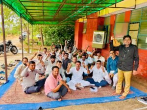 नाथूसरी में बिजली कर्मचारियों का SDO के खिलाफ प्रदर्शन, लंबित मांगों पर समाधान नहीं होने से जताया रोष