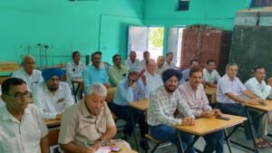 सिरसा में पेंशनर्स ने सरकार को दी आंदोलन की चेतावनी, कैशलेस इलाज समेत रखीं 10 बड़ी मांगें