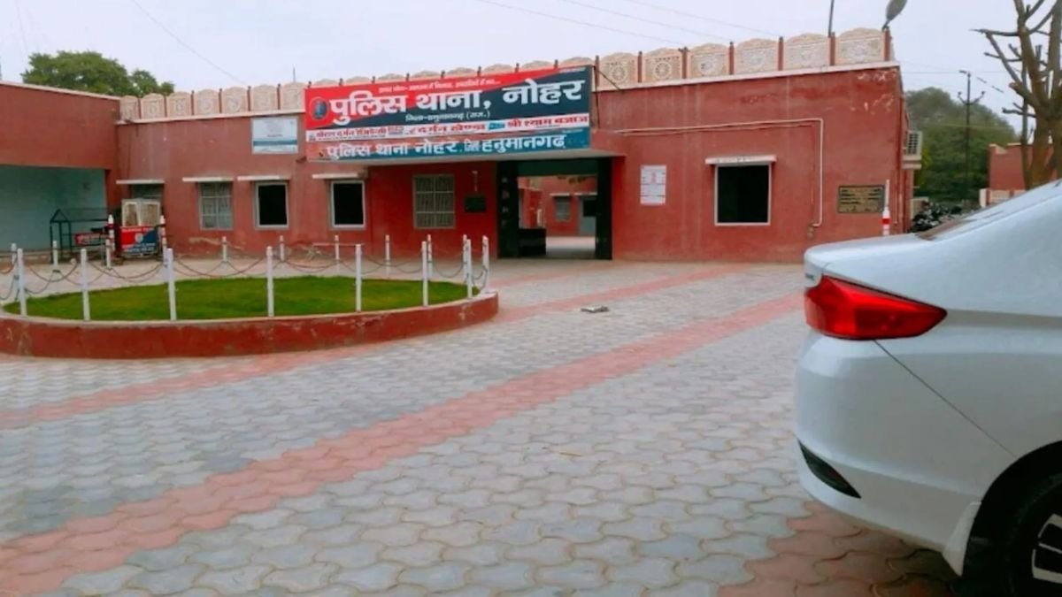 नोहर पुलिस ने बाइक चोरी के मामले में 20 वर्षीय युवक को गिरफ्तार कर स्प्लेंडर मोटरसाइकिल बरामद की