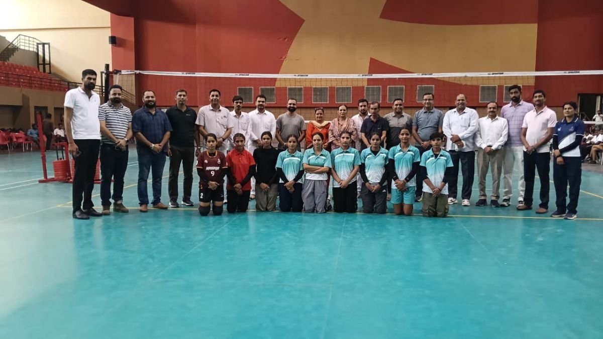 KRM Women College Jamal Volleyball Team